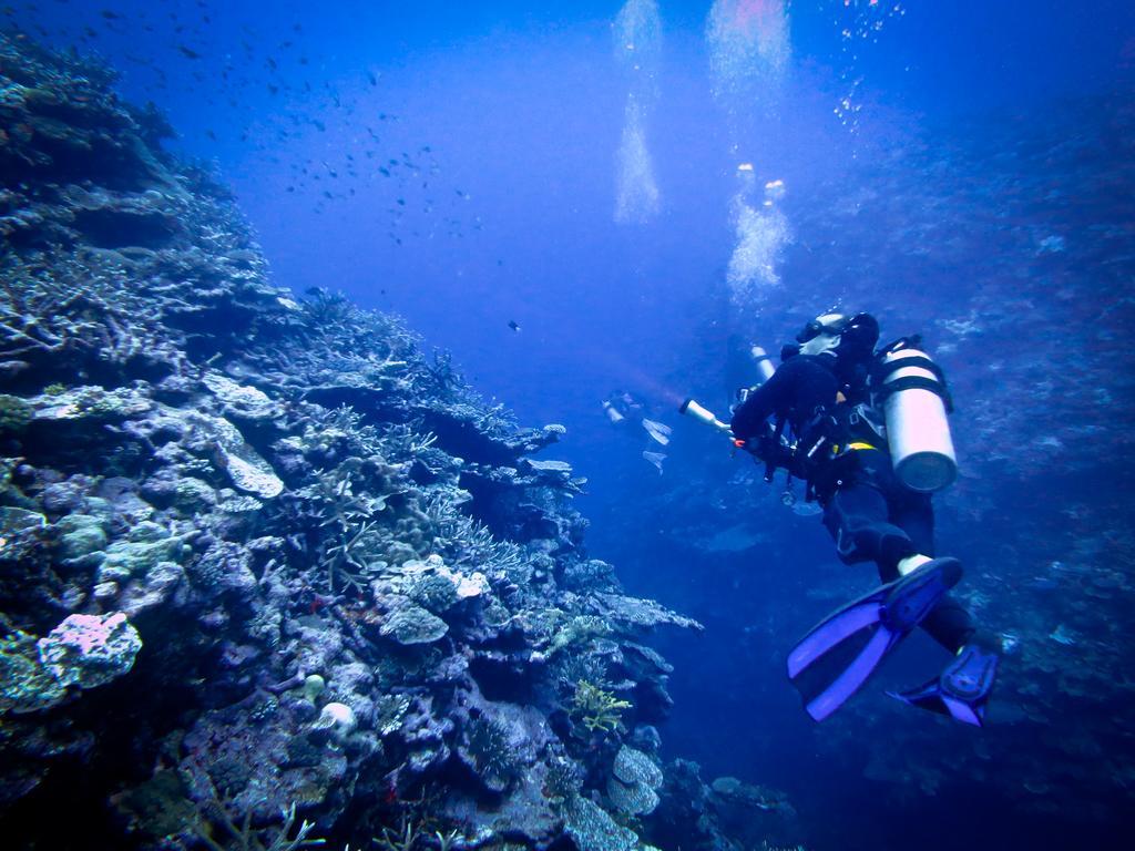 Mai Dive' Astrolabe Reef Resort Naqara Dış mekan fotoğraf